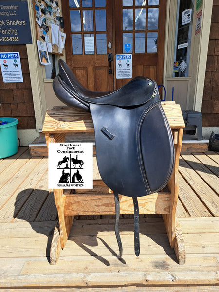 17" County Dressage Saddle