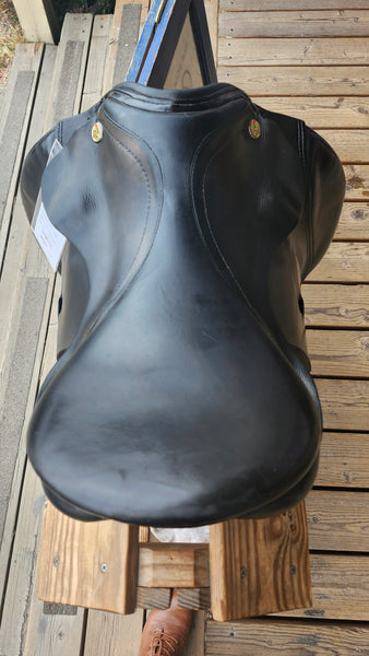 17.5" Karl Niedersuss Dressage Saddle