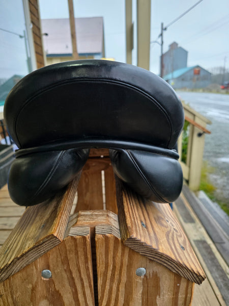 17.5" Hulsebos WB3 Dressage Saddle