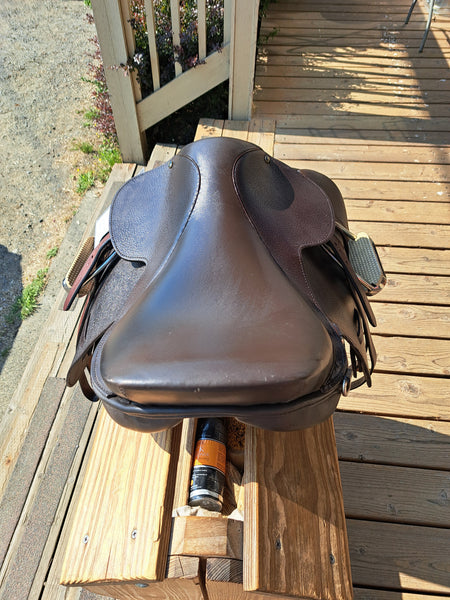 17.5" Derby Original All Purpose English Saddle