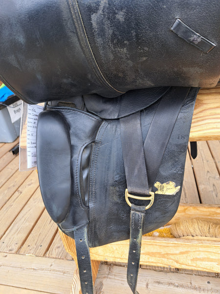 18" HDR Dressage Saddle
