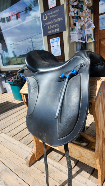 DP Saddlery El Campo Dressage Saddle - Size 3