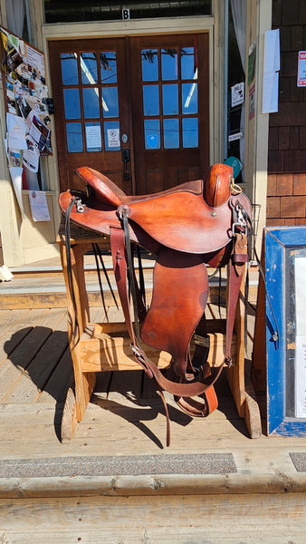 16" Oak Brand Leather Endurance Saddle