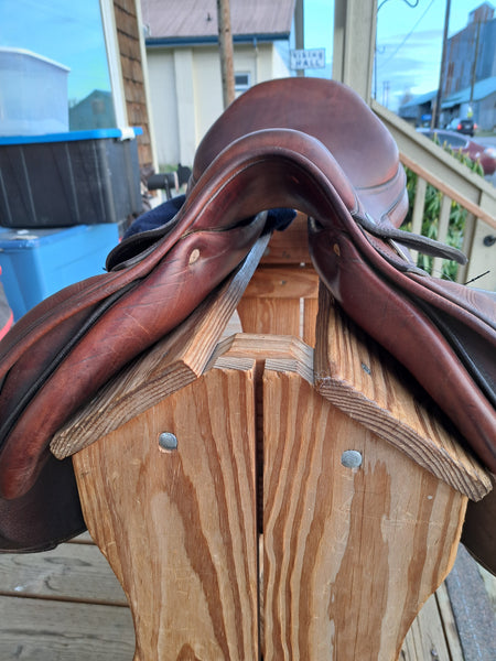 17.5 Antares Close Contact/Jump Saddle