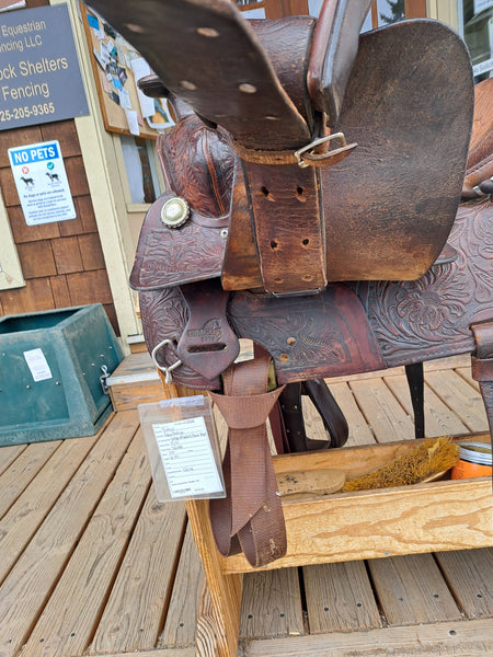 15.5" Simco Equitation Saddle