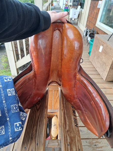 17" Stubben Siegfried All Purpose English Saddle