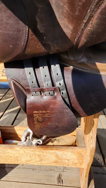 17.5" Stubben Genesis CS De Luxe Jump Saddle