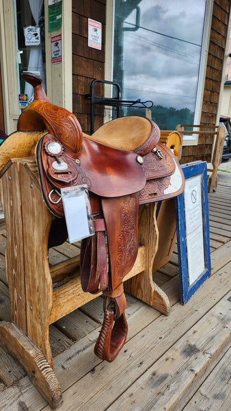 15.5" Crates Western Equitation Show Saddle