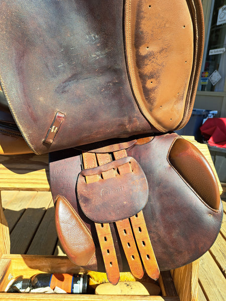 16.5" Dover Circuit Close Contact Jump Saddle