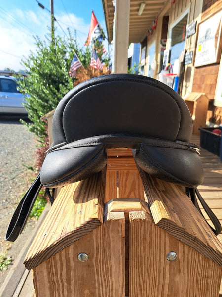 16.5" Wintec 500 All Purpose English Saddle