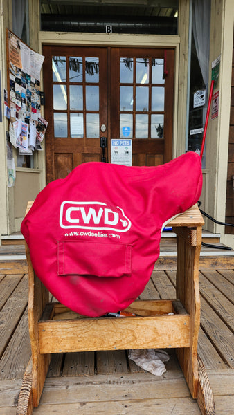 17.5" CWD SE02 Jumping Saddle