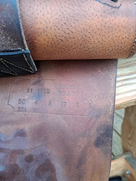 17.5" Antares Close Contact Jump Saddle