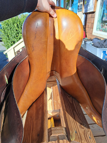 16.5" Crosby Olympia All Purpose English Saddle