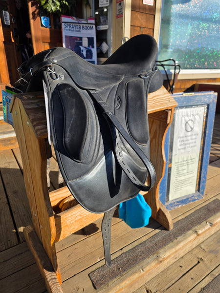 16.5" Wintec Pro Endurance Saddle