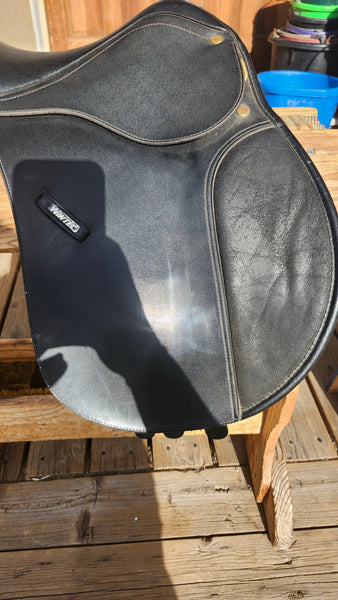 16.5" Wintec All Purpose English Saddle