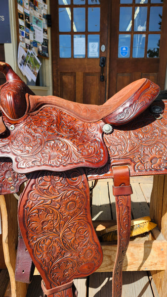 16" Hereford Western Trail Saddle