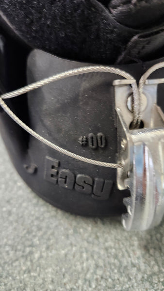 NEW Size 00 Easyboot Epic hoof Boot