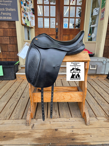 17.5" Kent & Masters MDM Dressage Saddle