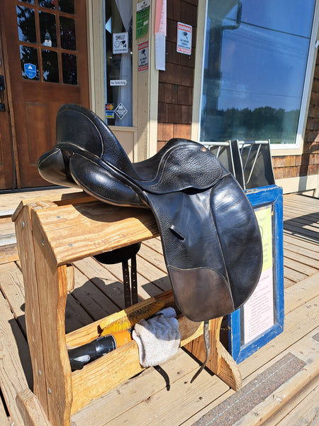 16" Bates Isabell Dressage Saddle