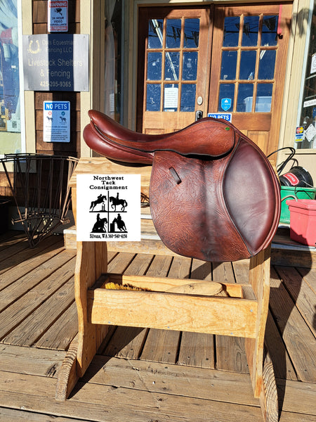 17.5" County Stabilizer XTR Jump Saddle