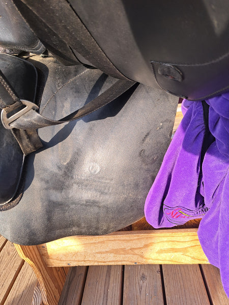 18" DT Saddlery Butterfly Dressage Saddle