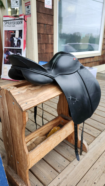 18" Albion Legend K2 Desaage Saddle