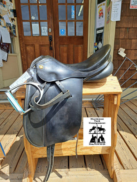 17.5" Karl Niedersuss Symphonie Dressage Saddle