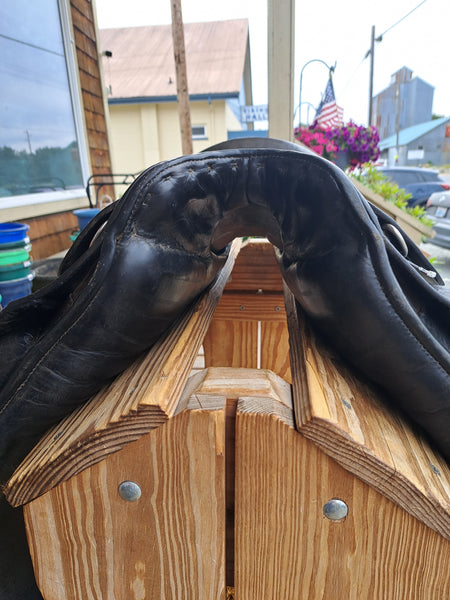 17" Passier Grand Gilbert Dressage Saddle