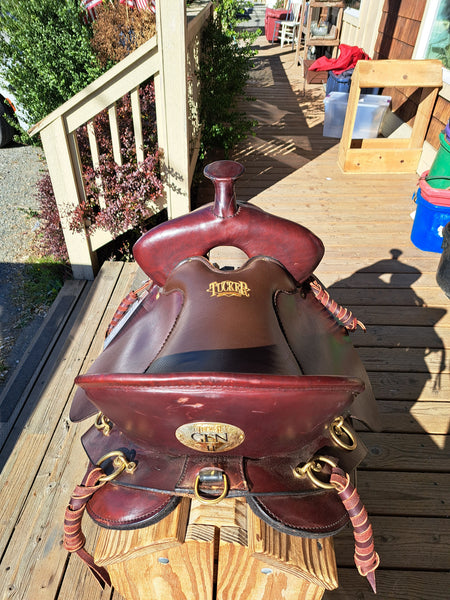 ON TRIAL 15.5" Tucker Gen II High Plains Western Saddle