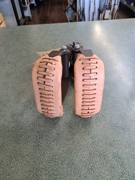 Swivel Western Stirrups