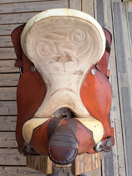 13" Three Bars Saddlery Roping Saddle