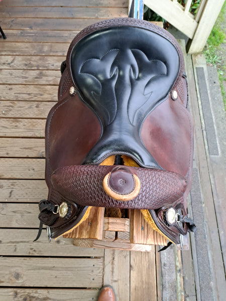16" Crates Western Trail Saddle