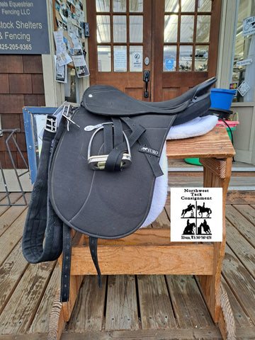 17.5" Euro Saddlery Dressage Saddle