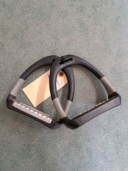 Royal Riders Sport Flex Stirrup Irons
