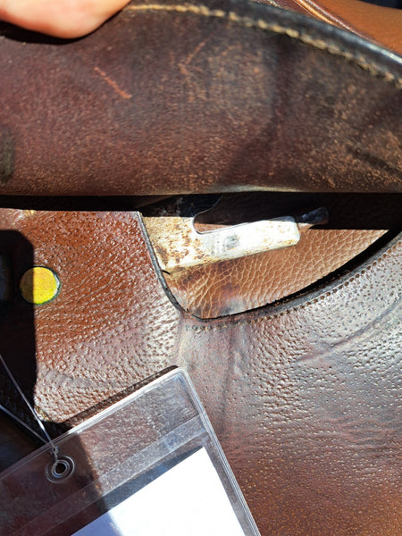 16.5" Dover Circuit Close Contact Jump Saddle