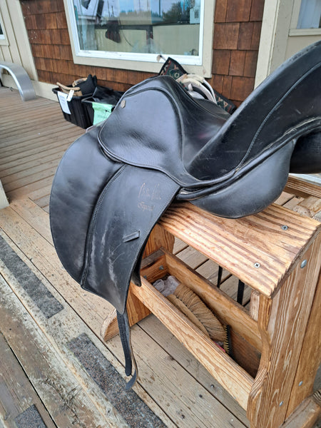 17.5" CHS Arthur Kottas Imperial Dressage Saddle