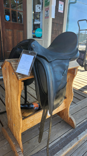 17.5" Isabell Bates Dressage