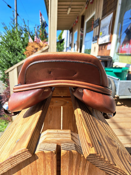 16.5" Dover Circuit Jump Saddle