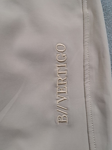 Size 24 B// Vertigo knee grip breeches