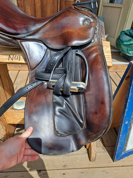 18" Kieffer Dressage Saddle