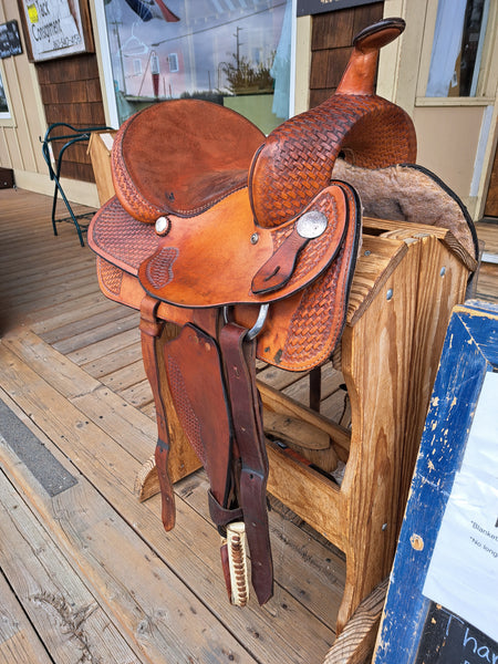 15" Weaver Western Saddle