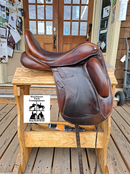 17.5" Custom Saddlery Wolfgang Solo Monoflap Dressage Saddle