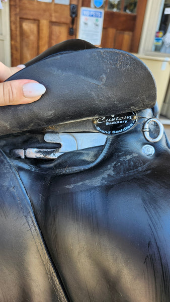18" Custom Saddlery Steffen's Advantage Dressage Saddle