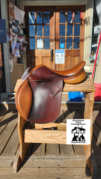 16.5" Pessoa Art Jumping Saddle