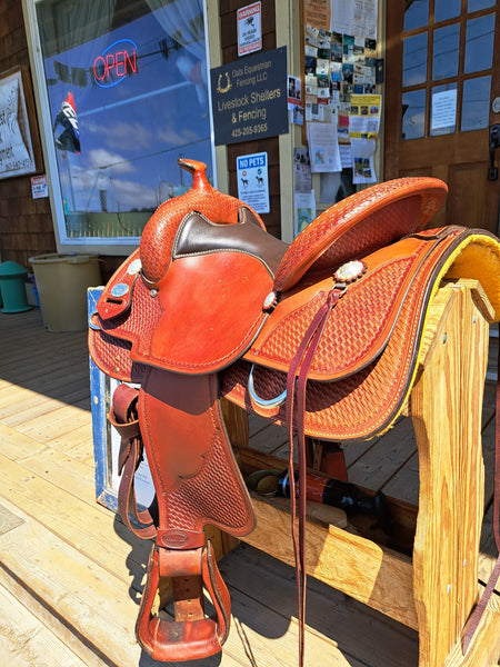 15.5" Crates Classic Reining Saddle