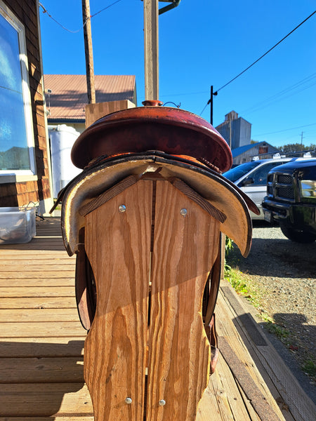 16" Hereford Tex Tan Roping Saddle