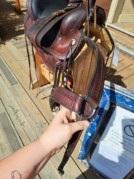15" Circle Y Omaha Flex2 Western Trail Saddle
