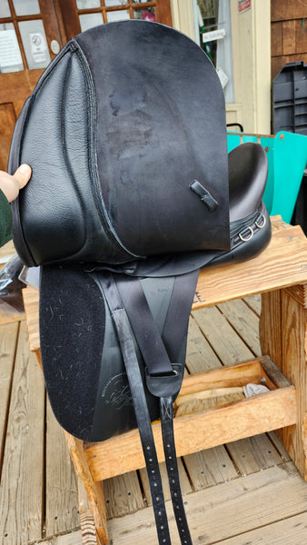 17.5" Bliss Loxley Dressage Saddle