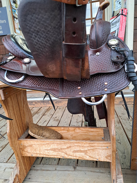 16" Crates Western Trail Saddle