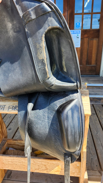 17.5" Verhan Odyssey Dressage Saddle